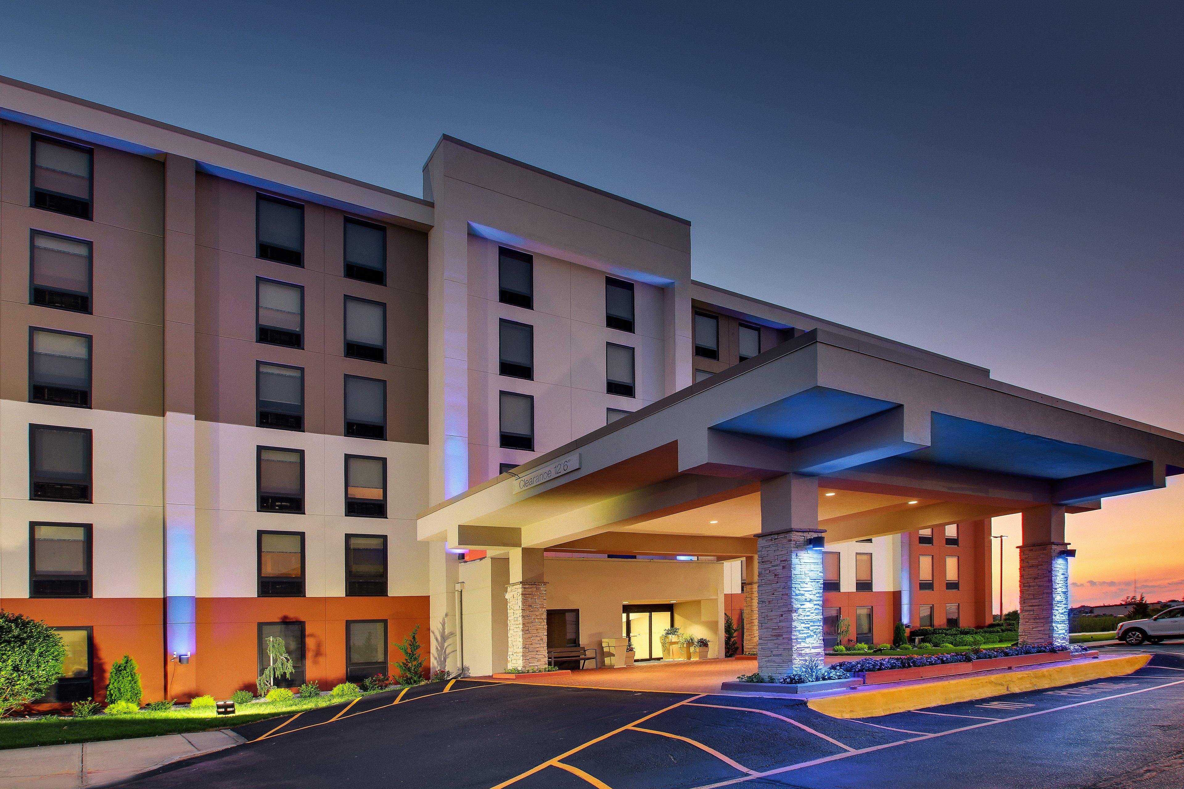 Holiday Inn Express Atlantic City W Pleasantville By Ihg Egg Harbor Township Bagian luar foto