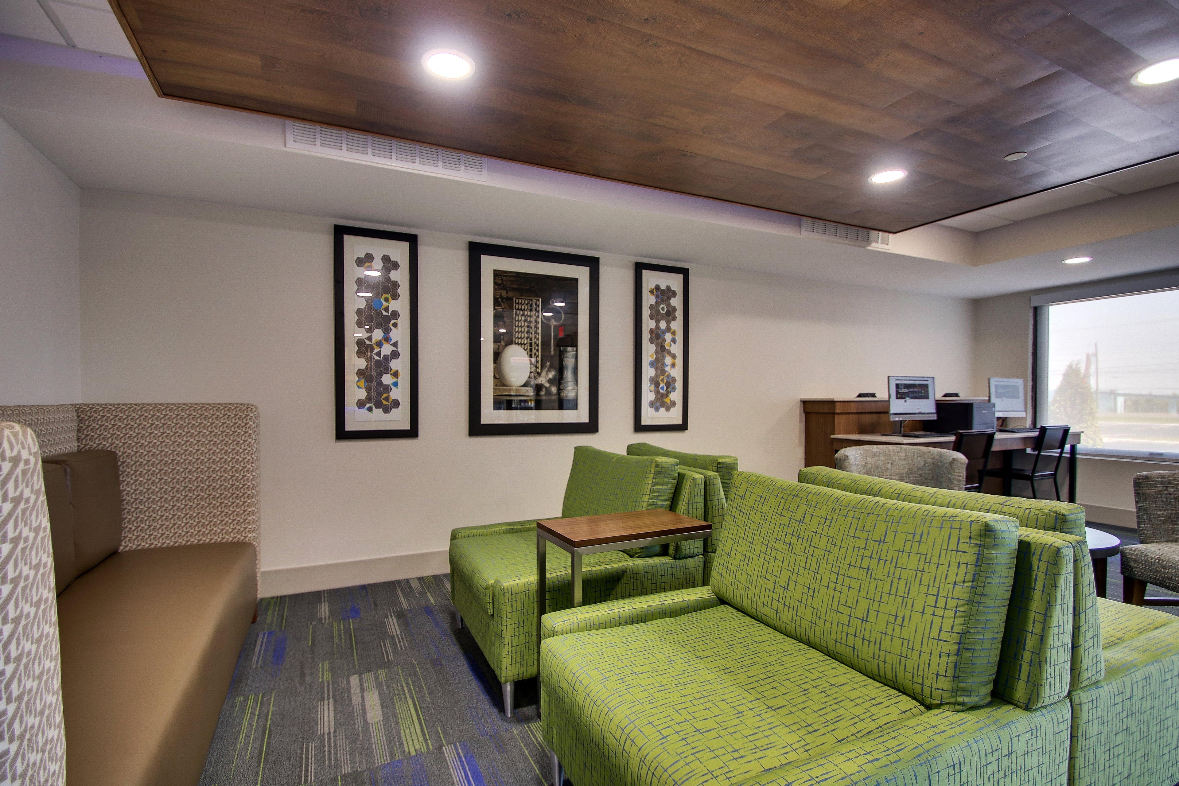 Holiday Inn Express Atlantic City W Pleasantville By Ihg Egg Harbor Township Bagian luar foto